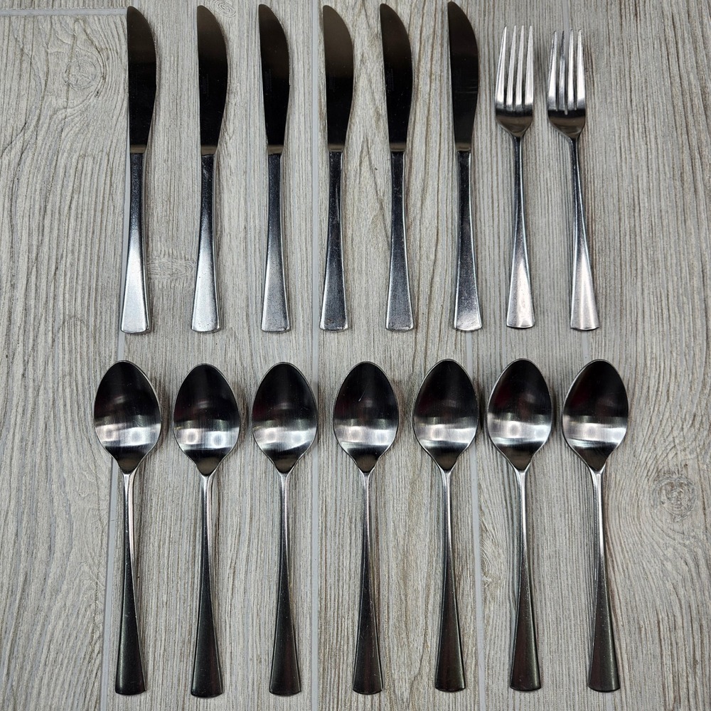 Lowell Cambridge Satin Stainless Flatware‎ Set 15 Piece Spoons Knives Forks